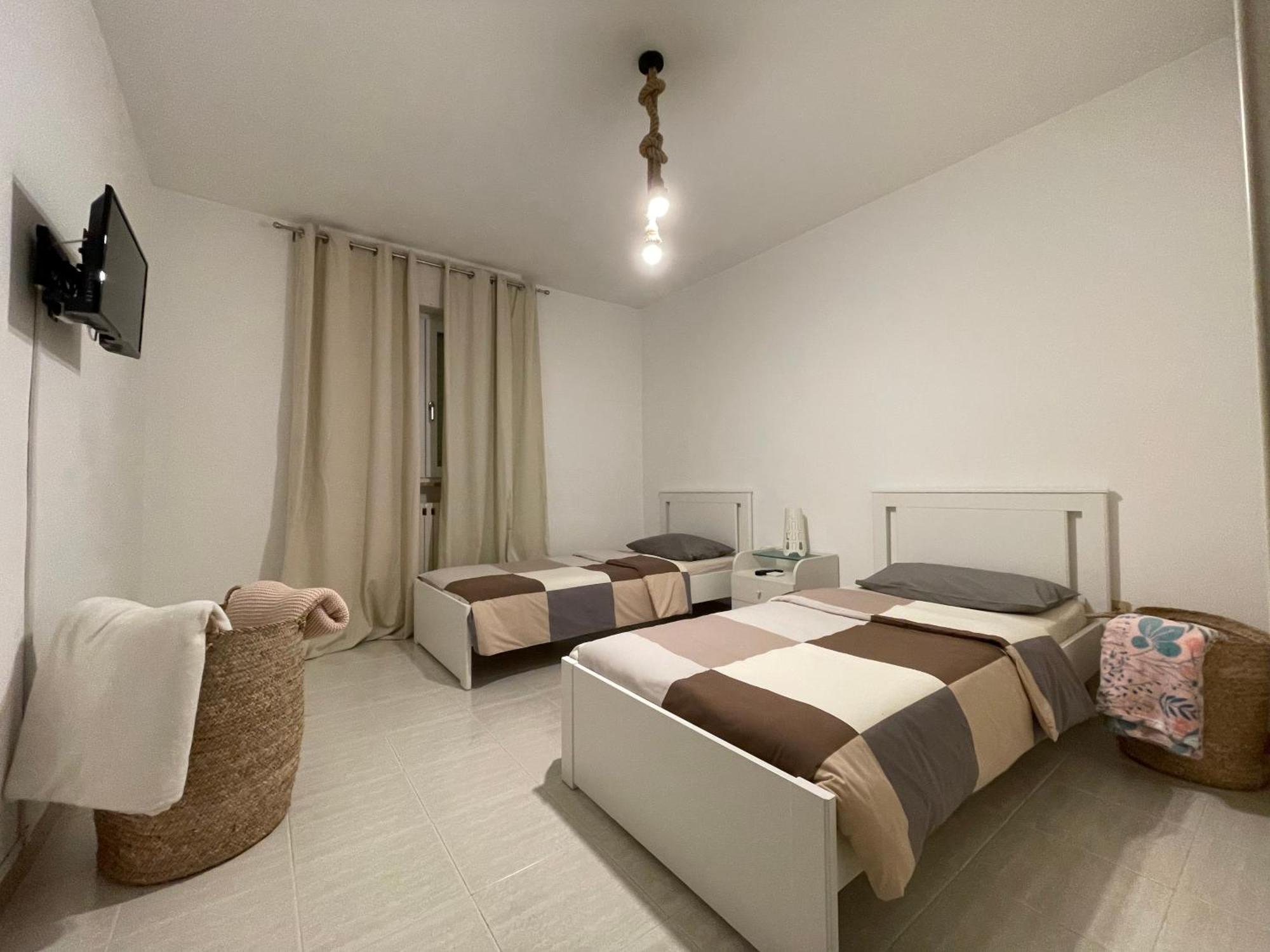 La Dimora Di Zia Angela Apartment Monopoli Bagian luar foto